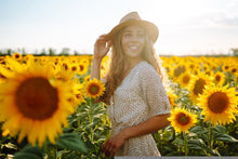 Load image into Gallery viewer, Golden Beauty
